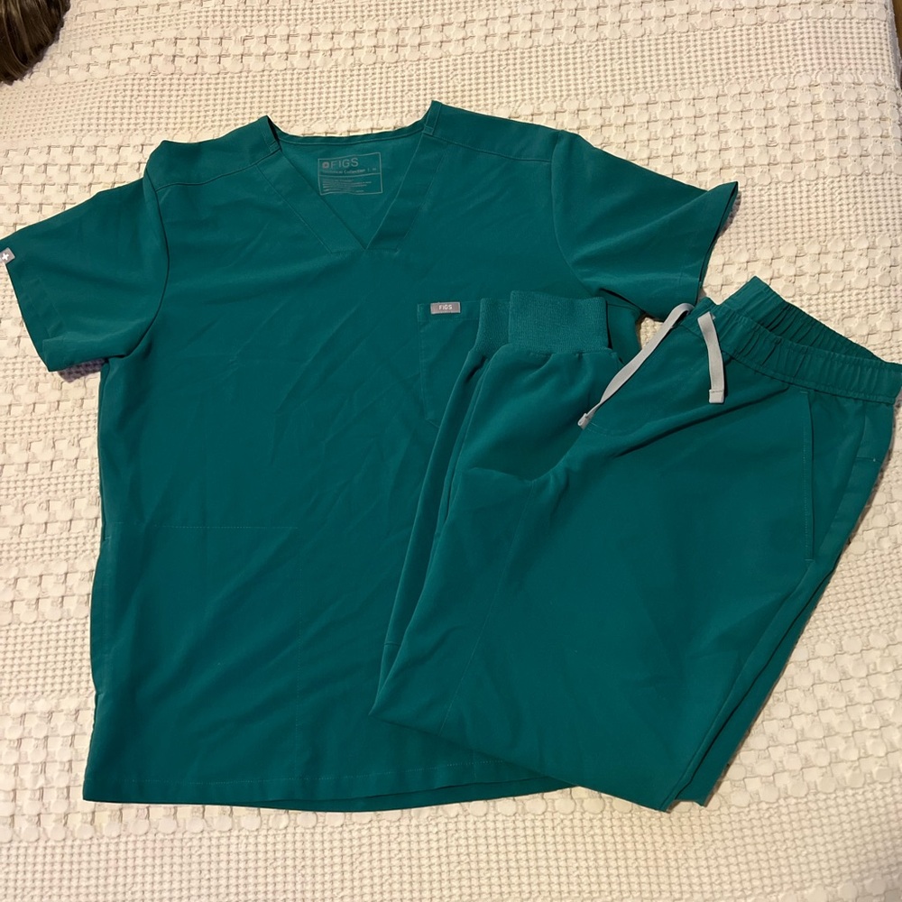 Men’s Figs Vibrant Teal Medical Scrub set